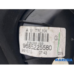 Citroen - C3 - Taillight, left