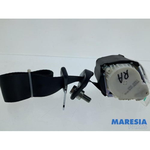 Fiat - 500 - Rear seatbelt, right