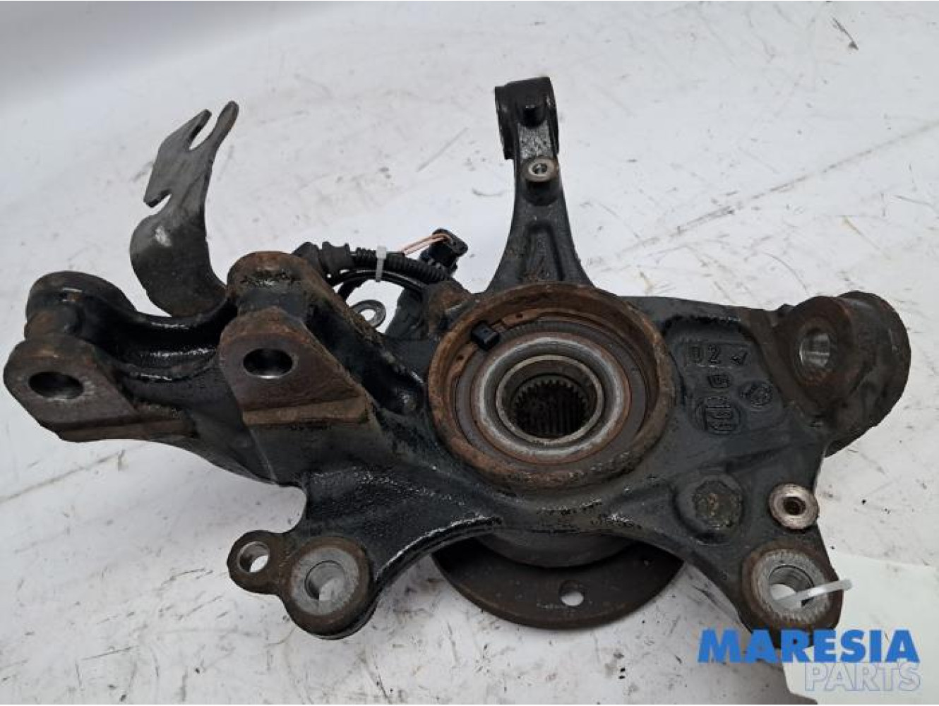 Peugeot - 308 - Knuckle, front right