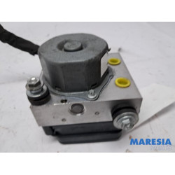 Peugeot - 308 - ABS pump