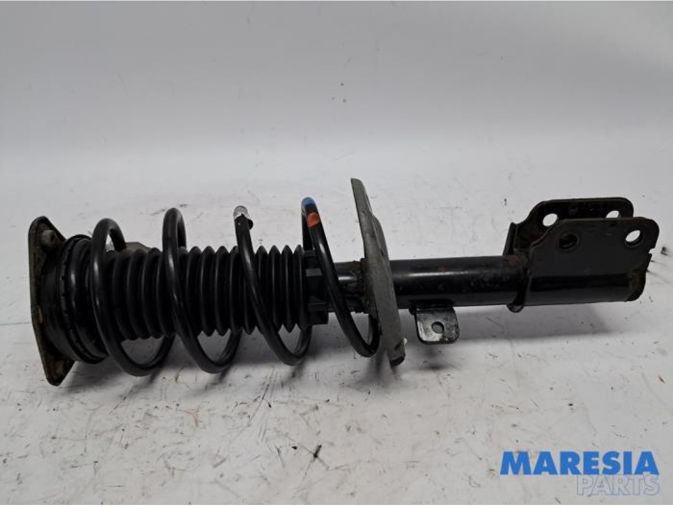 Peugeot - 308 - Front shock absorber rod, right