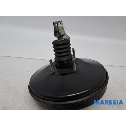Peugeot - 107 - Brake servo