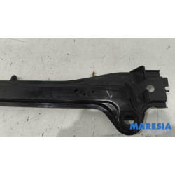 Renault - Espace - Radiator bar