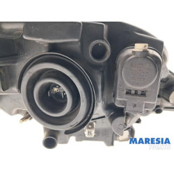 Peugeot - 107 - Scheinwerfer links