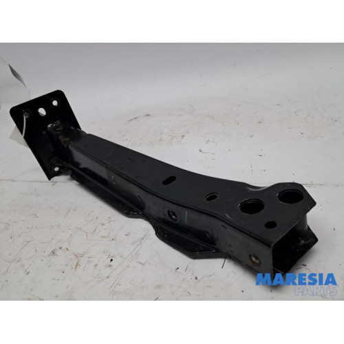 Fiat - Panda - Front part support