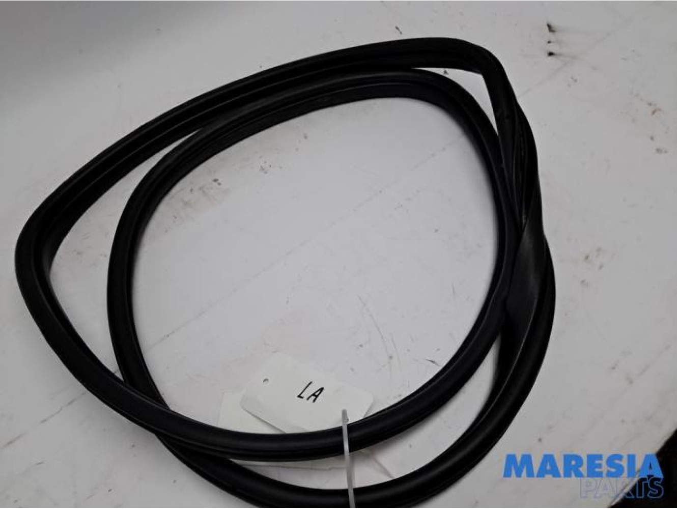 Fiat - Panda - Rear door seal 4-door, left