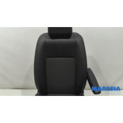 Opel - Vivaro - Seat, right