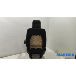 Opel - Vivaro - Seat, right
