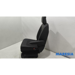 Opel - Vivaro - Seat, right