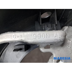 Peugeot - 107 - Steering wheel