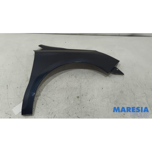 Citroen - C4 - Front wing, right