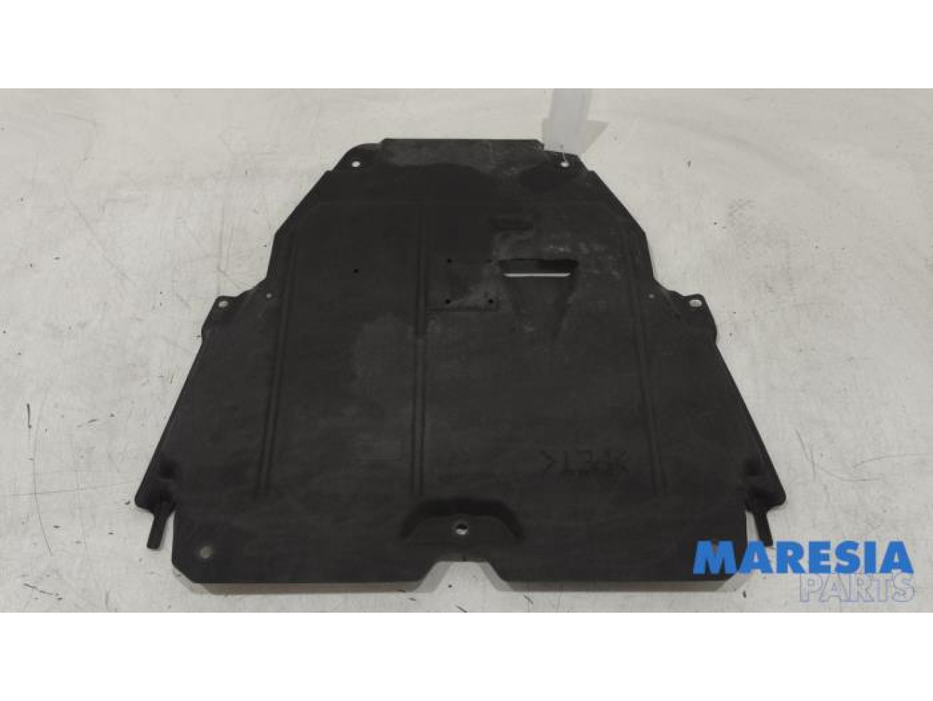 Renault - Espace - Engine protection panel