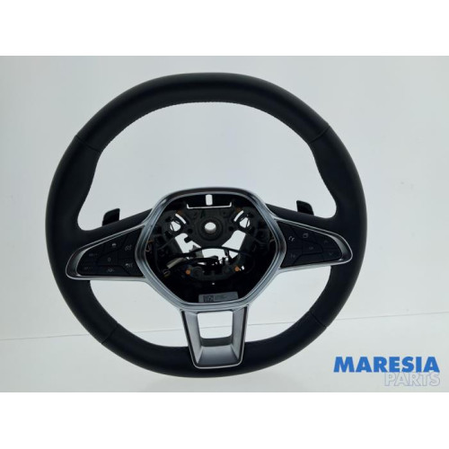 Renault - Captur - Steering wheel