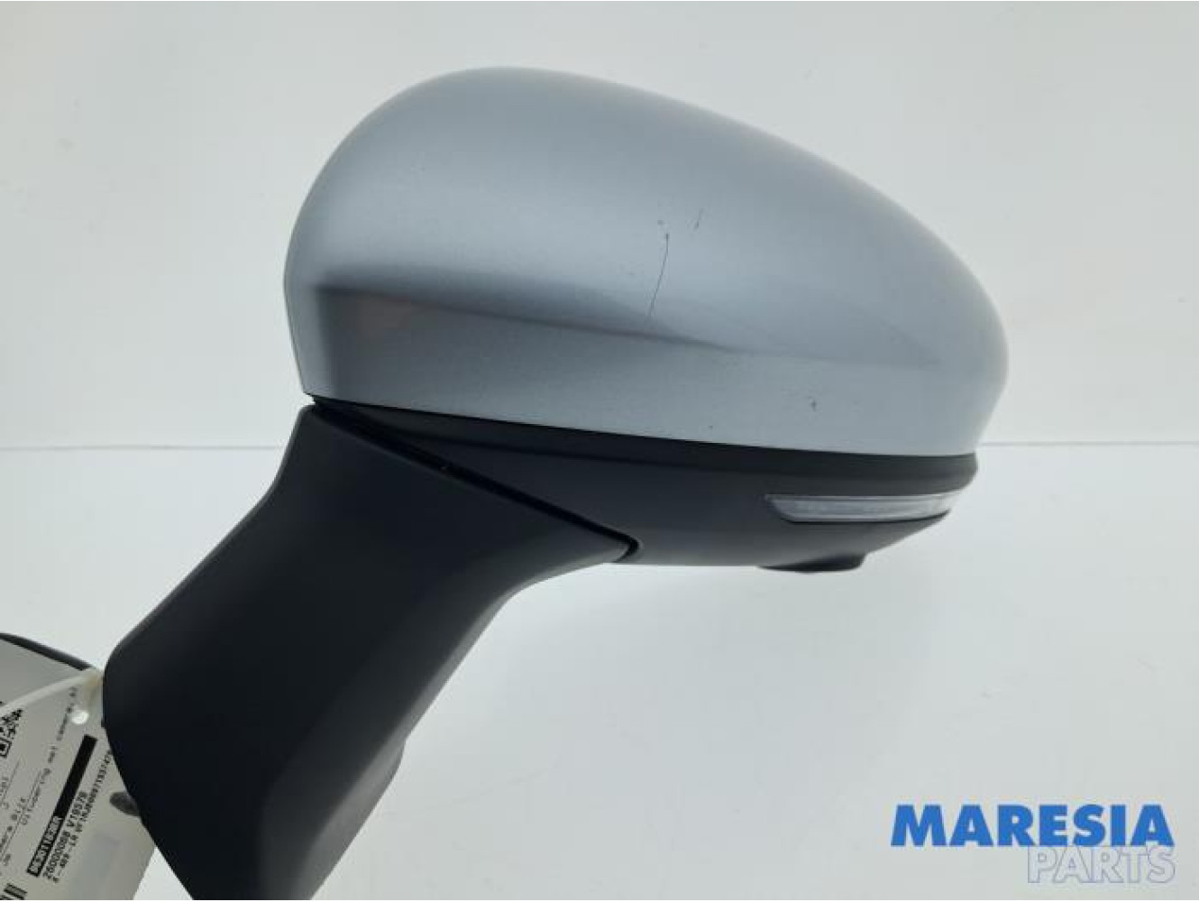 Renault - Captur - Wing mirror, right