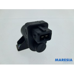 Renault - Clio - Turbo pressure regulator