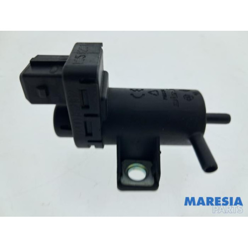 Renault - Clio - Turbo pressure regulator