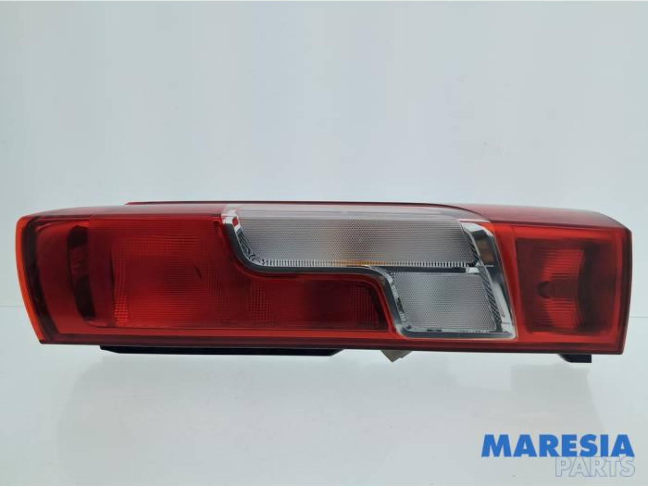 Fiat - Ducato - Taillight, left