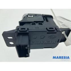 Renault - Espace - Parking brake switch