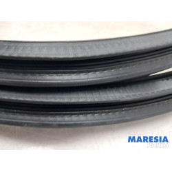 Renault - Espace - Portierrubber 4Deurs rechts-achter