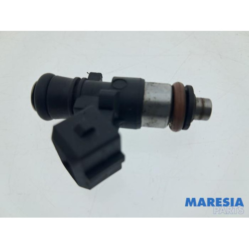 Fiat - 500L - Injector (benzine injectie)