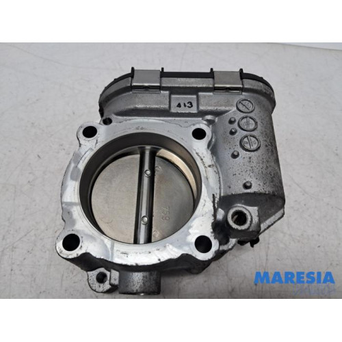 Fiat - 500L - Throttle body