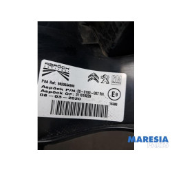 Citroen - Berlingo - Taillight, right