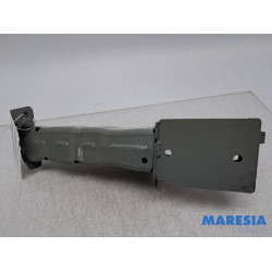 Renault - Espace - Front bumper bracket, right