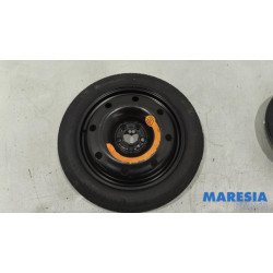 Alfa Romeo - Giulietta - Krikset + reservewiel