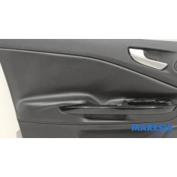 Alfa Romeo - Giulietta - Door trim 4-door, front left