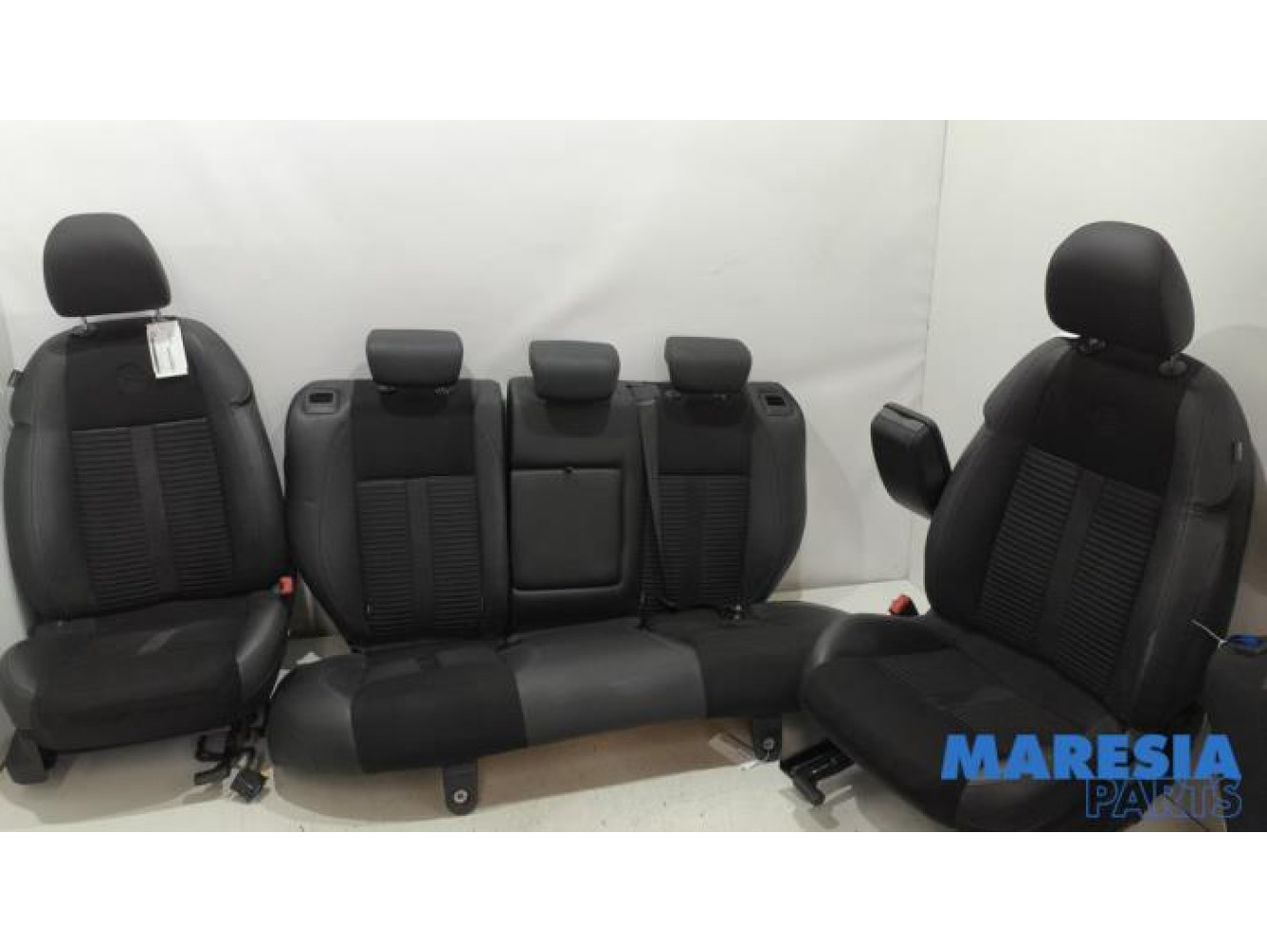 Alfa Romeo - Giulietta - Verkleidung Set (komplett)