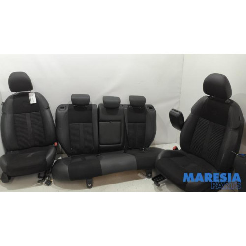 Alfa Romeo - Giulietta - Verkleidung Set (komplett)