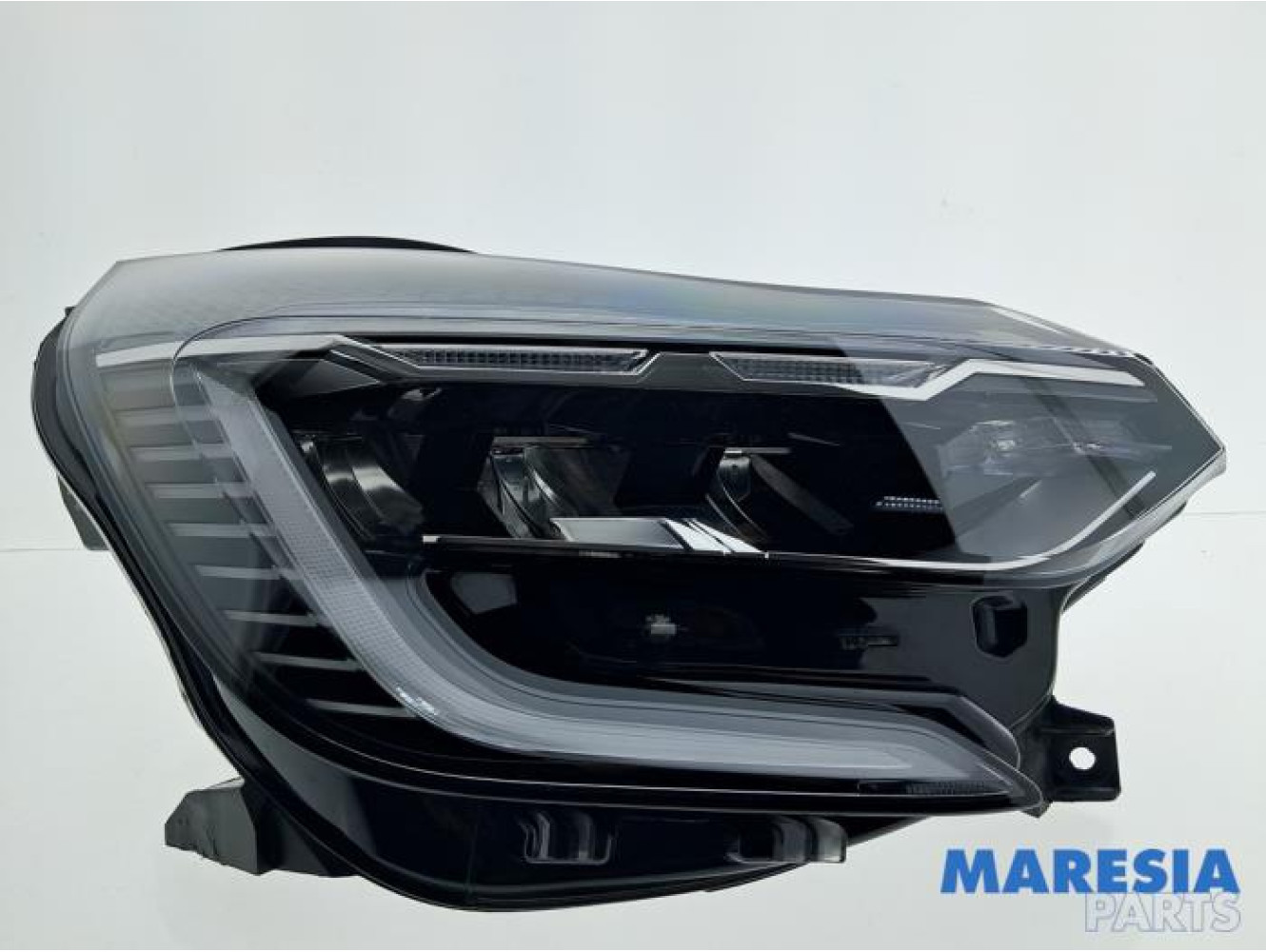 Renault - Captur - Scheinwerfer rechts