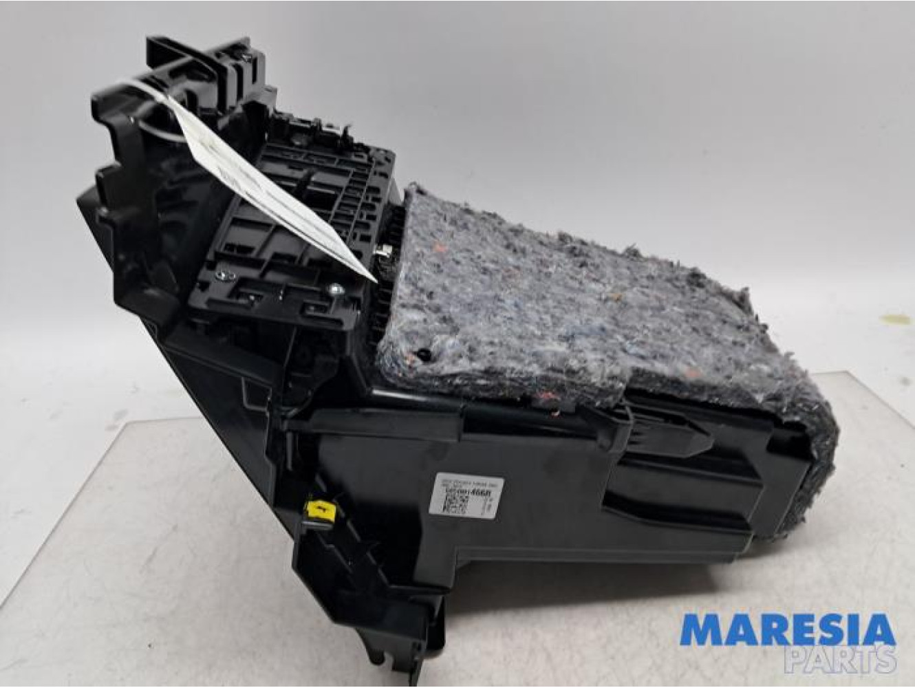 Renault - Captur - Glovebox