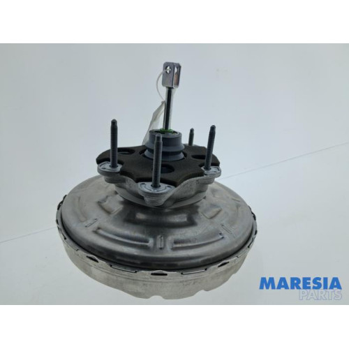 Renault - Captur - Brake servo