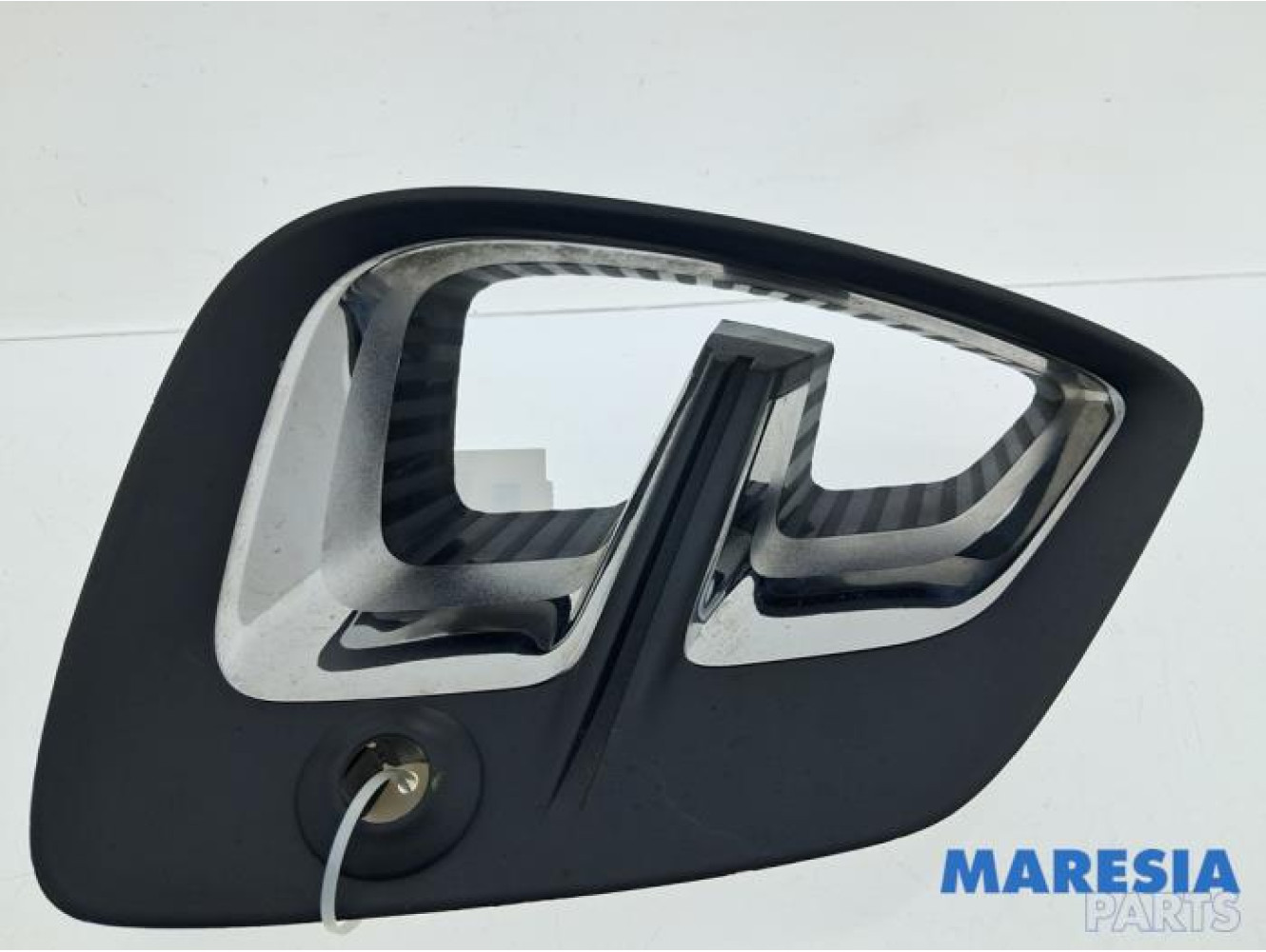 Renault - Captur - Abdeckplatte Nebelscheinwerfer links