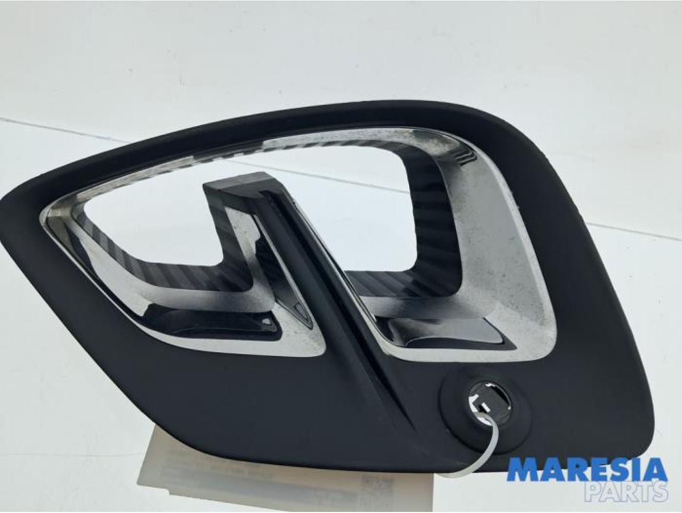Renault - Captur - Afdekplaat mistlamp rechts