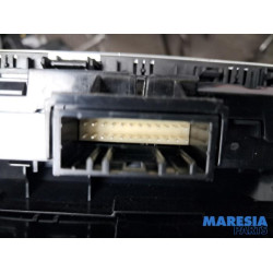 Renault - Captur - Heater control panel