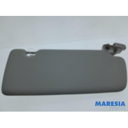 Renault - Captur - Sun visor