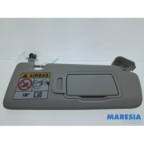 Renault - Captur - Sun visor