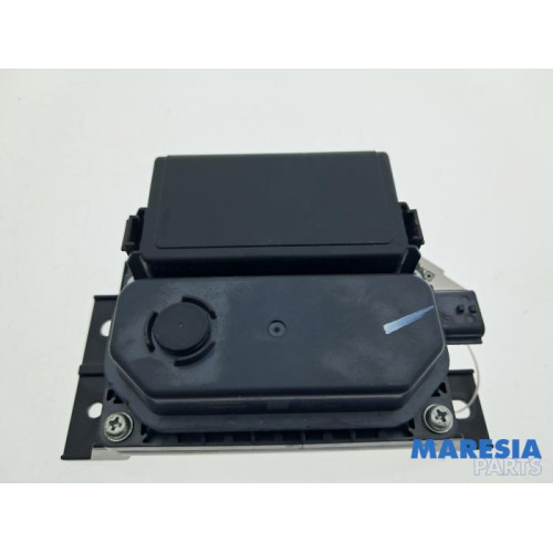 Renault - Captur - Accu controle module