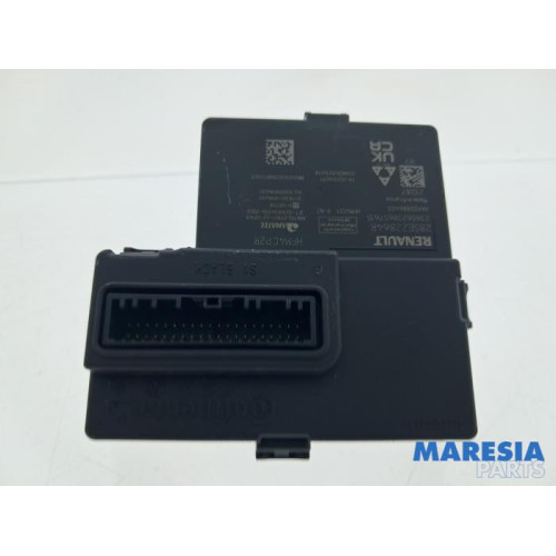 Renault - Captur - Centrale Deurvergrendelings Module