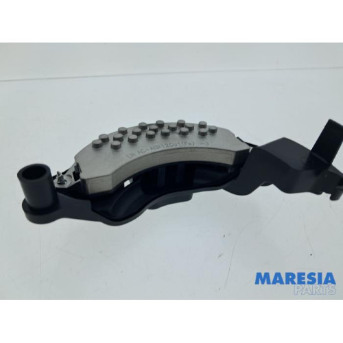 Renault - Captur - Heater resistor