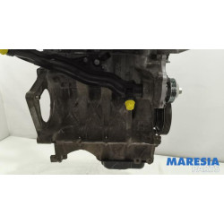 Peugeot - 208 - Engine
