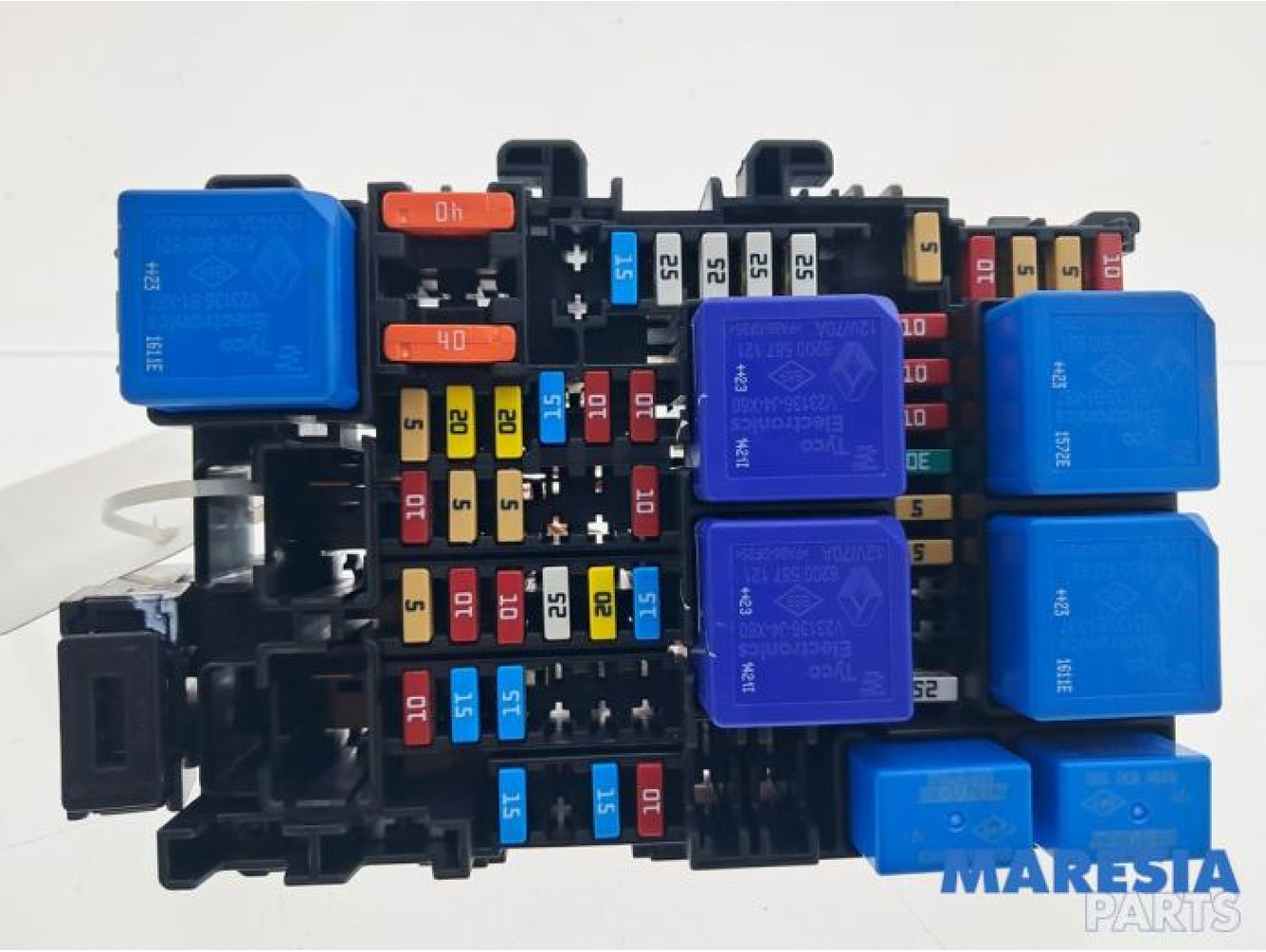 Renault - Captur - Fuse box