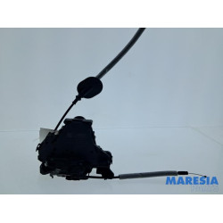 Renault - Captur - Door lock mechanism 4-door, front left