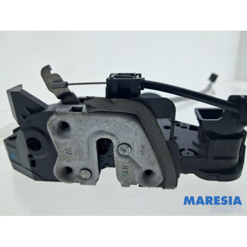 Renault - Captur - Door lock mechanism 4-door, front left