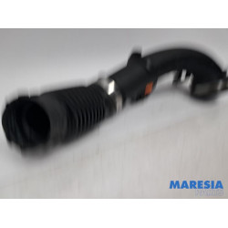 Renault - Captur - Air intake hose