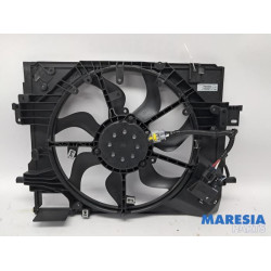 Renault - Captur - Kühlgebläse Motor