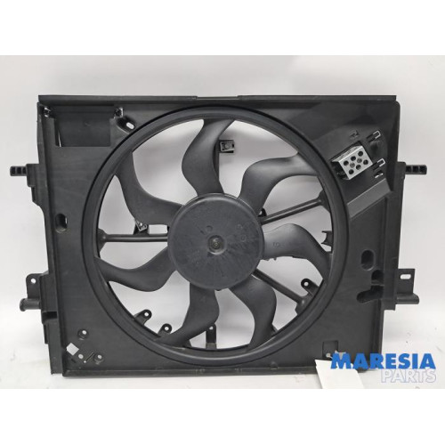 Renault - Captur - Kühlgebläse Motor