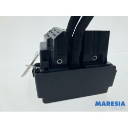 Renault - Captur - Fuse box
